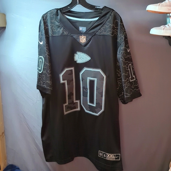 Nwot, Tyreek Hill Kansas City Chiefs black and gray NFL jersey 2x